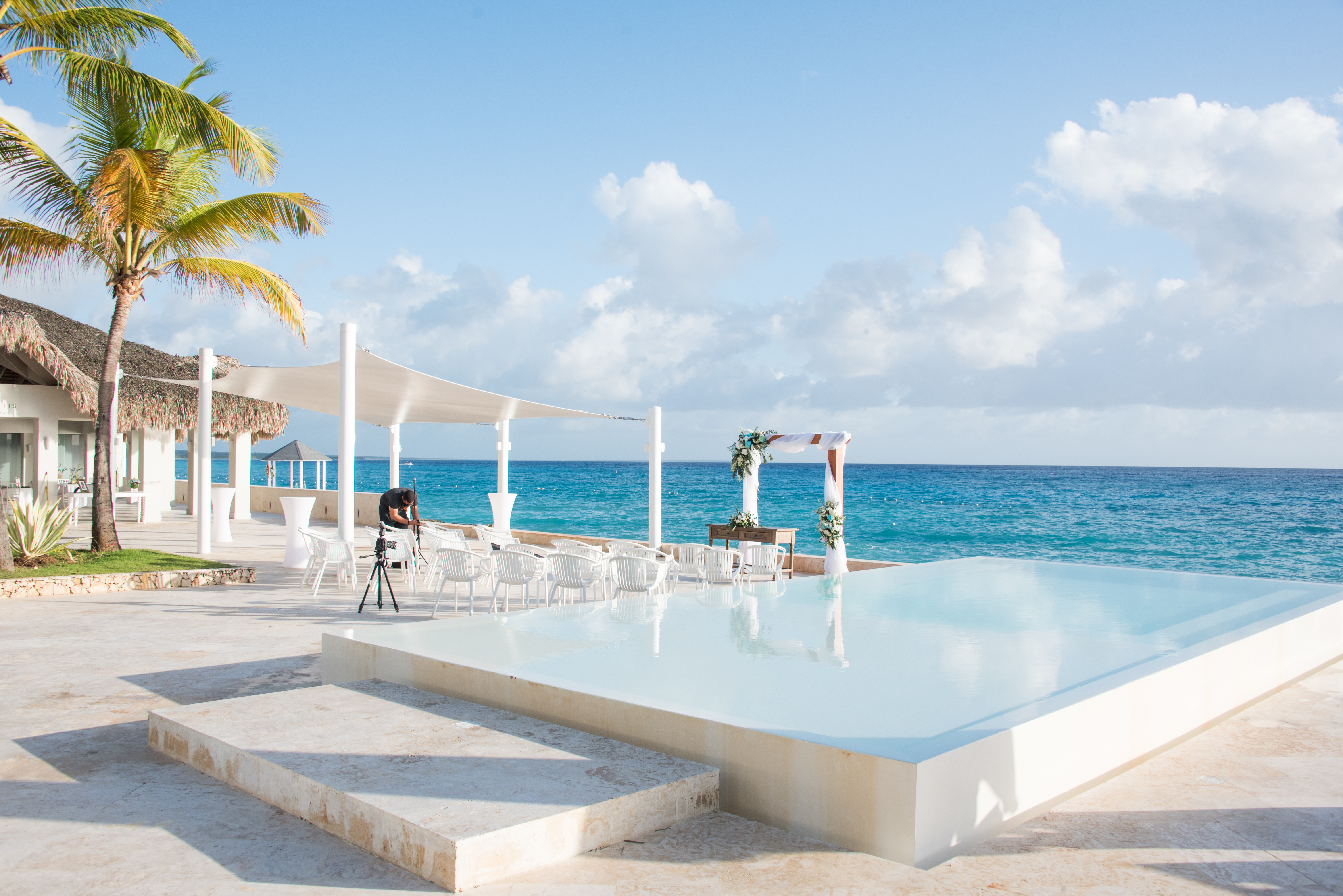 Book your wedding day in Viva Wyndham Dominicus Beach